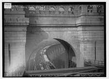 Photo:Hell Gate Bridge Under Construction New York City ca. 1907-15 picture