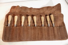 LIE NIELSEN BEVEL EDGE,SKEWED MORTISE CHISEL LEATHER ROLL 8 TOTAL GOOD CONDITION picture