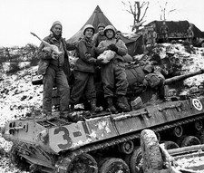 WW2 B&W Photo Christmas in Italy 1944 US Army M10 Tank World War Two WWII   picture