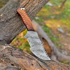 Handmade Damascus Steel Hunting Knife – Full Tang Survival Tracker Blade 10