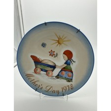 Vintage 1978 Schmid Sister Berta Hummel Mother's Day collector plate picture