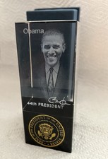 OBAMA CRYSTAL PAPERWEIGHT SEAL OF THE 44th PRESIDENT GLASS BOTTOM w BOX New picture