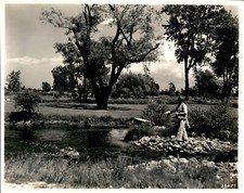GA231 1938 Original Underwood Photo PRIVATE FISHING POND AT CASTALIA FARMS OHIO picture