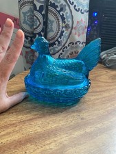 Vintage L.E. Smith Glass Hen on Nest Candy Dish Capri Blue Teal Standard 5.5” picture