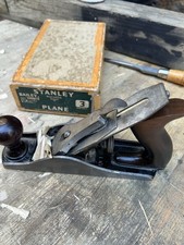 VINTAGE STANLEY BAILEY NO 3 PLANE IN ORIGINAL BOX.  picture