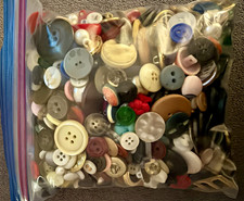 2-Pound Bag of Craft Buttons - a treasure trove picture