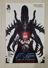 Alien Vs Predator Thicker Than Blood #1 & 2 Comic Lot Dark Horse 2019 AVP RARE picture