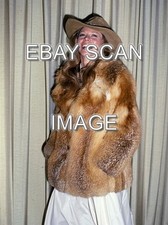 LINDSAY WAGNER THE BIONIC WOMAN  FUR COAT    8X10 PHOTO 68-4 picture
