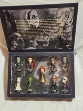 UNIVERSAL MONSTERS Little Big Heads PREMIER COLLECTION 9 VF Figures in Rough Box picture