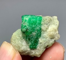 64 Carat Top Quality Emerald Crystal From Swat Pakiatan picture