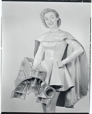 Jean Moorehead Holding Auto Mechanism 1955 Photo - Pretty 