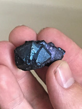 Chalcocite, pseudo hexagonal xtls, iridescent, Flambeau mine, Wisconsin, top picture