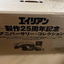 Alien 25th Anniversary Head Figure Kubrick 9 DVD Box Set Medicom Toy Xenomorph picture