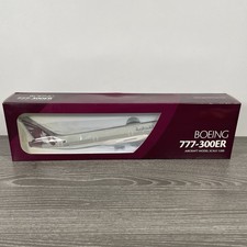 Qatar Airways Boeing 777-300ER Aircraft Model 1:200 Scale | New + Boxed picture