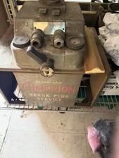 VINTAGE 1940s CHAMPION SPARK PLUG CLEANER AND TESTER ~ NICE RESTORATION PROJECT picture