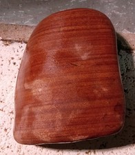 1 LB Red Banded Sandstone: 3