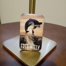 Free Willy Movie 1993 Pinback Button Collectible Movies promo whale 90s  picture