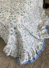 Vintage 1980's Lightweight TWIN Floral Bedspread White Blue Floral Ruffles Lace picture