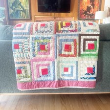Vintage Log Cabin Pattern Cotton Quilt Twin 68”x82” Machine Patchwork picture