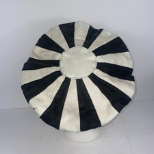 Vintage Style 100 Genuine Leather Black And White Floppy Beret Tam Hat Unbranded picture