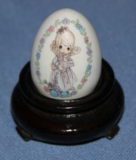 Precious Moments I Believe Egg w/ Stand Decoration Easter Vtg Decor Collectible picture