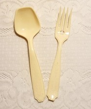 Vtg Plastic Serving Utensils Off White MCM picture