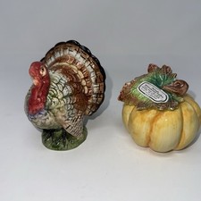 Vtg. 1993 Fitz & Floyd Classics Thanksgiving Turkey & Pumpkin Salt Pepper Shaker picture