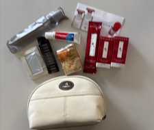 Emirates First Class Women's Amenity Kit- BVLGARI EAU PARFUMÉ EAU THÉ ROUGE picture