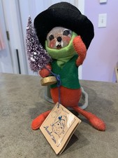 Vtg Annalee 1994 Christmas Caroling Mouse W/Tree And Tag Made In USA picture