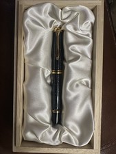 Pelikan Souveran M1000 Fountain Pen - Raden Stardust 