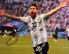 LIONEL MESSI Signed Original 8x10