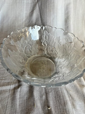 Vintage Studio Nova Winter Rose Frosted Crystal Bowl Scalloped 10