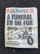 Super RARE - AALIYAH - NEW YORK POST - Newspaper August 31, 2001 Funeral picture