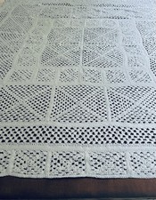 Vtg White Crochet Tablecloth Handmade Lace Granny Square Flower Pattern Boho picture