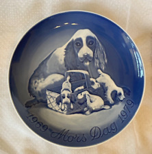 Bing and Grondahl Mothers Day Plate (Mors Dag) 1969-1979 Spaniel Dog And Puppies picture