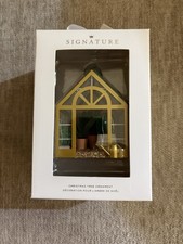 Hallmark Signature 