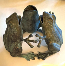 SPI San Fran Home & Gard. copper/verdigris dancing frogs sculpture/candle holder picture