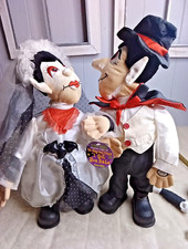Vtg Dan Dee Bride & Dracula ANIMATED HALLOWEEN DANCES & SINGS “I GOT YOU BABE”  picture