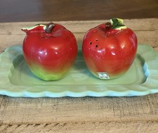 Vintage Japan Holt Howard Apple Salt & Pepper Shaker Set MCM picture