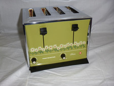 Vtg 70s Toastmaster Hostess Toaster #D105 Avocado Geeen W/ Daisies WORKS  picture