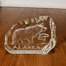Alaska Polar Bear and Salmon Glass Paperweight 3-D picture