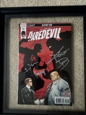 Daredevil SIGNED comic Charlie Cox Vincent D’onofrio (CoA Included) picture