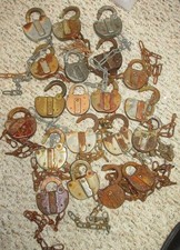 Vintage   RAILWAY Adlake Lock & Chain (Lot of 20) picture