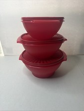 Tupperware 3- Piece Serving Bowl Set picture