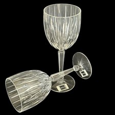 Set Of 2 Mikasa Lexington Avenue Cut Lead Crystal 9” Stemmed Wine Glasses  NWT picture