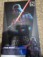 Sideshow Collectibles Star Wars Darth Vader Premium Format Duelling Effect picture