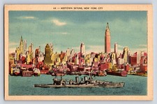 Vintage Midtown Skyline New York City Linen Postcard Unposted 5.5x3.5 USA picture