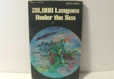 20,000 Leagues Under the Sea Pocket Classics Jules Verne 1984 paperback comic picture