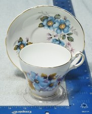 Regency Bone China Tea Cup And Saucer England Blue Daisies picture