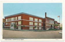 High School, Fergus Falls, Minnesota 1920s picture